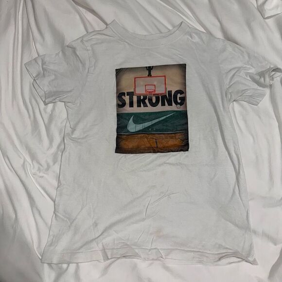 Nike boys T-shirt size XL - Picture 1 of 2